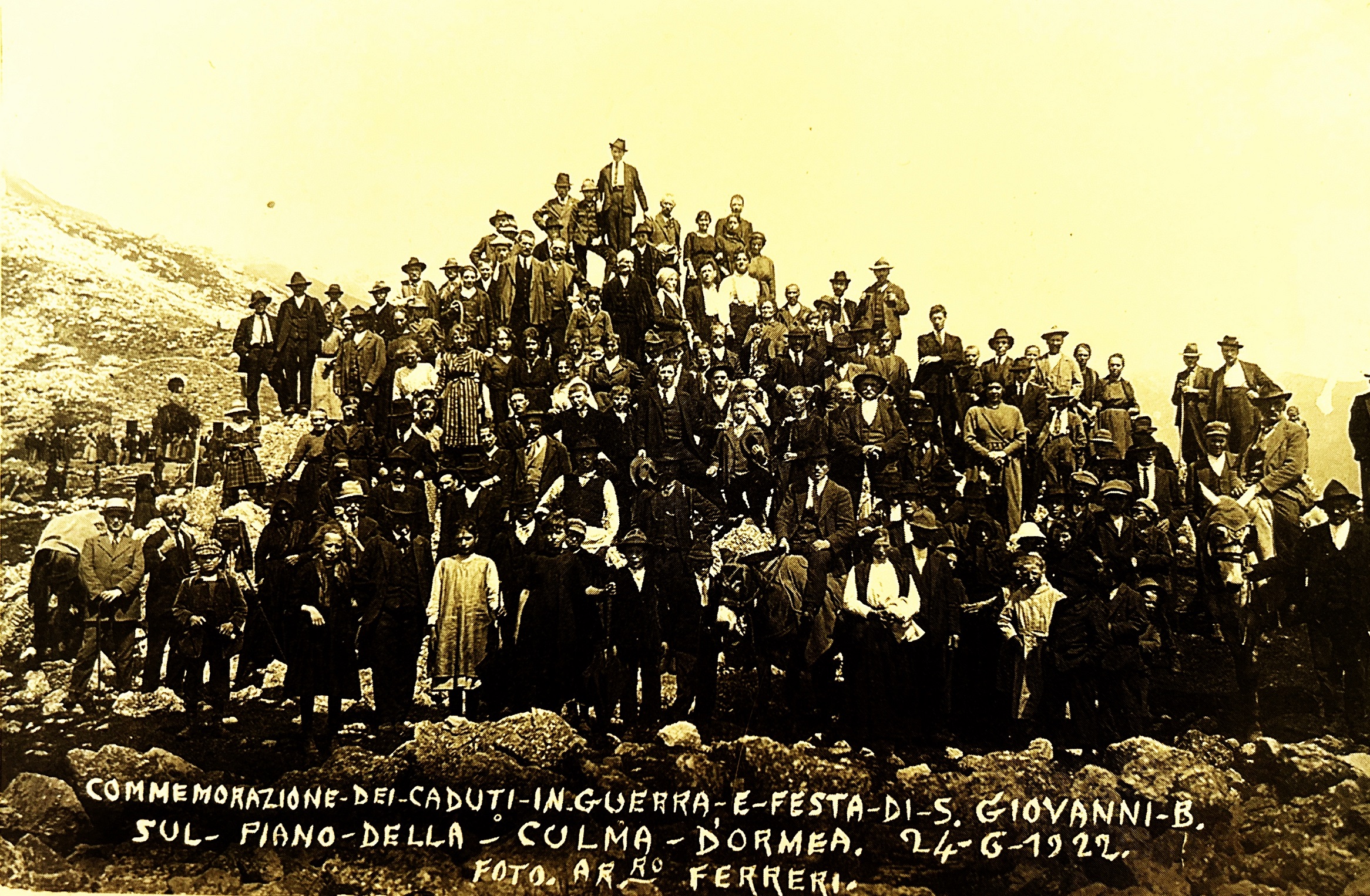 Patronal feast of San Martino. Ormea, when there were so many of us.